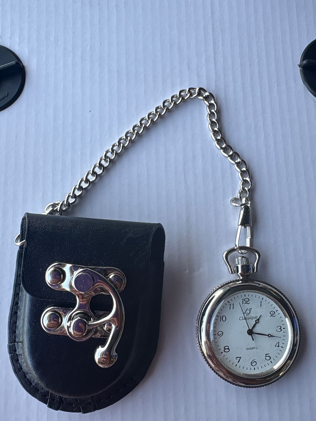 Montres: Taschenuhr mit Etui – D'occasion à Aarwangen par kah_79t5