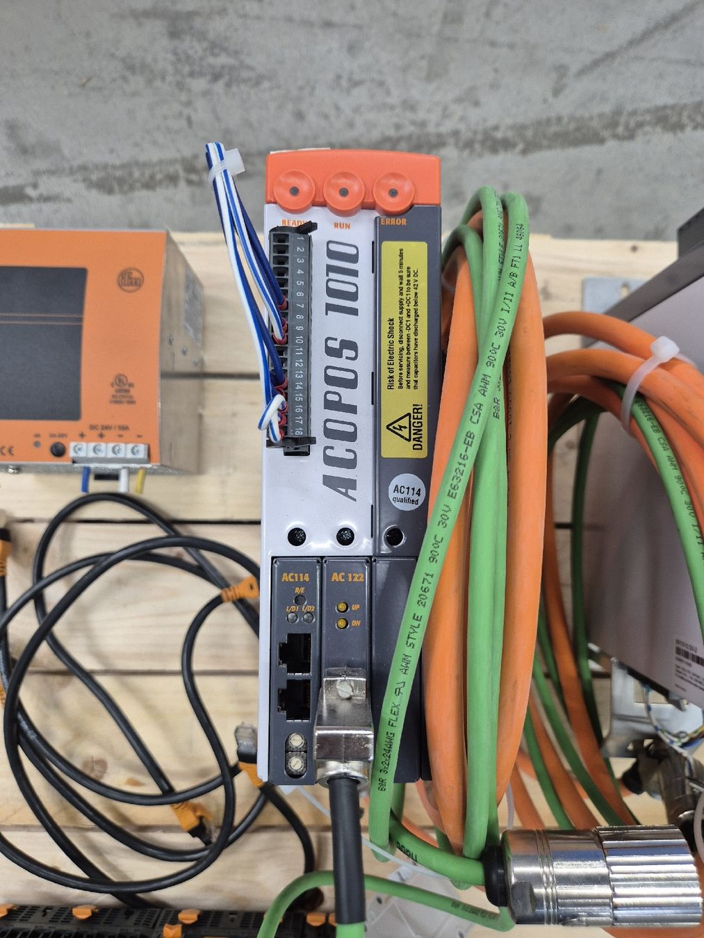Motori: Servomotoren / Netzteil / B&R Steuerung – Usato da Thalwil venduto da Moritz.A 1