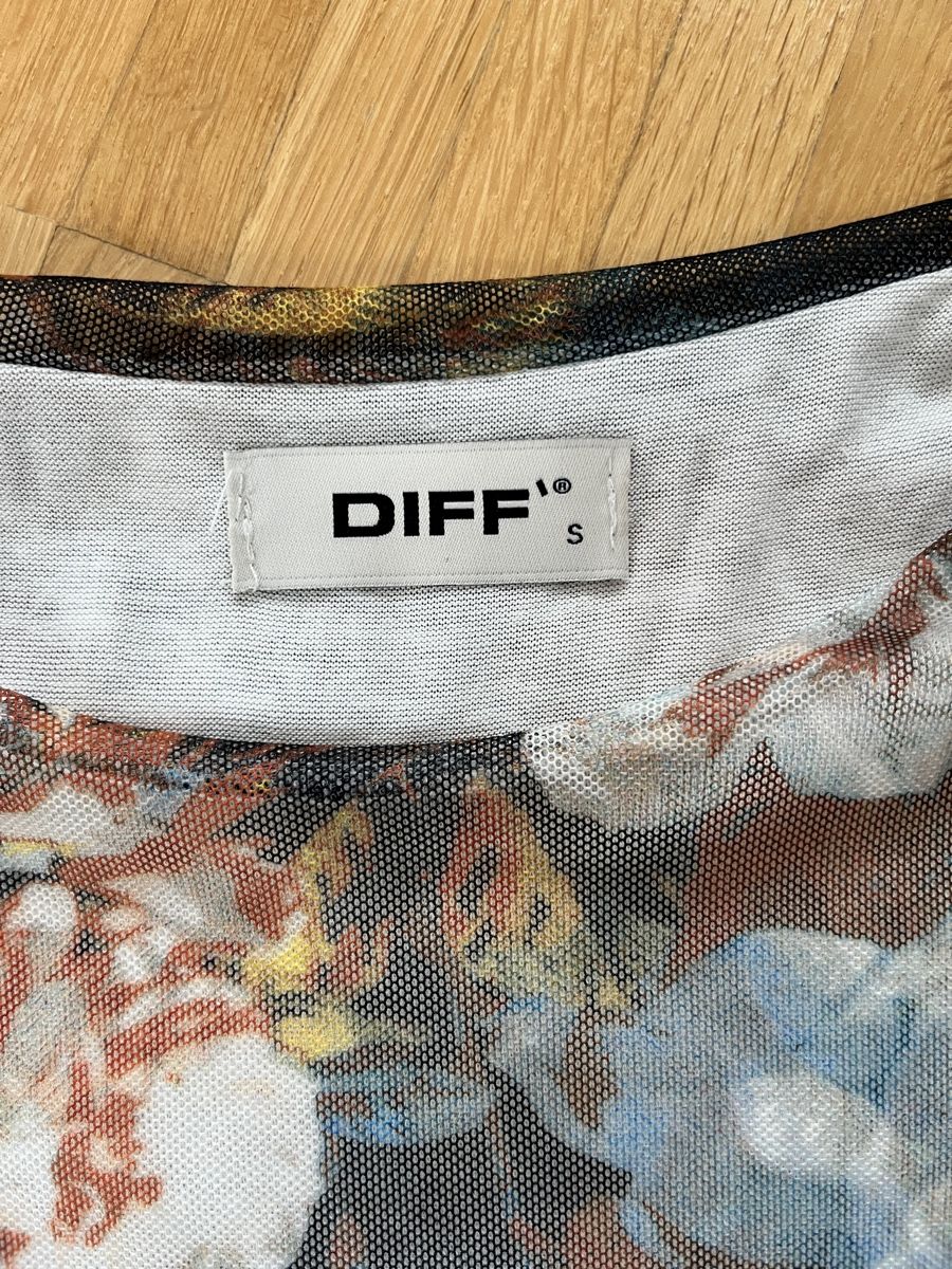 Lotti di vestiti: Jeans mit Blusenshirt Gr 36 – Usato da Ittigen venduto da franzis6 2