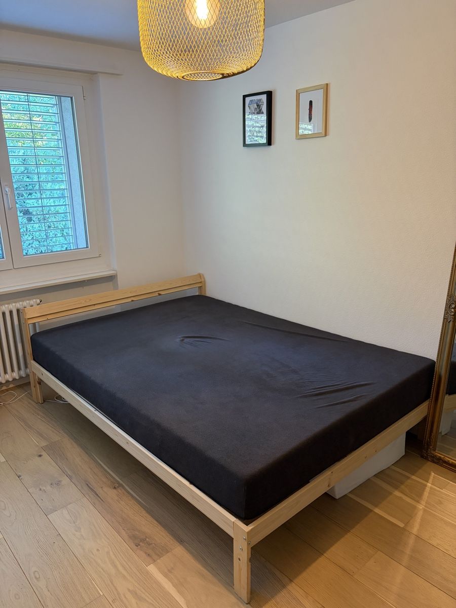 Ikea Lits: Bett mit Matratze  – D'occasion à Frauenfeld par eve1ine