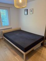 Bett mit Matratze 