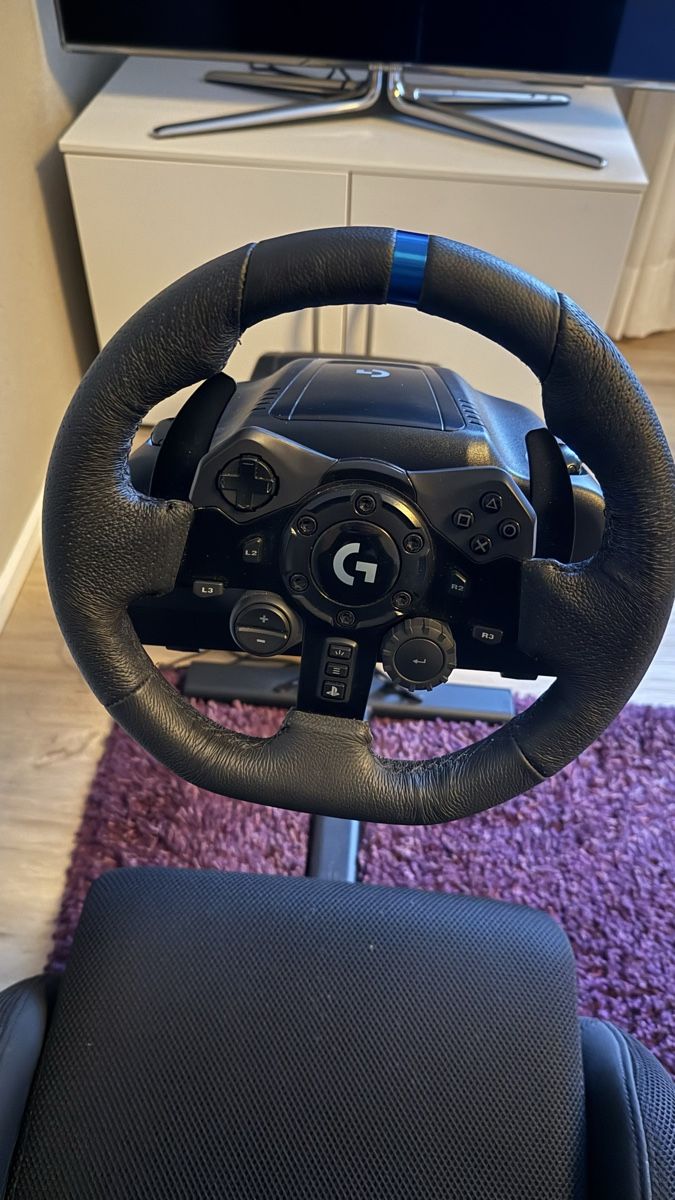 Logitech Console: Top Simracing LogitechG G923 mit Playseat Evolution – Usato da Laupen ZH venduto da Logocad 2