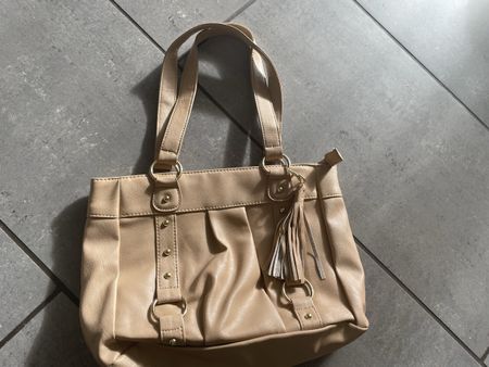 Handtasche