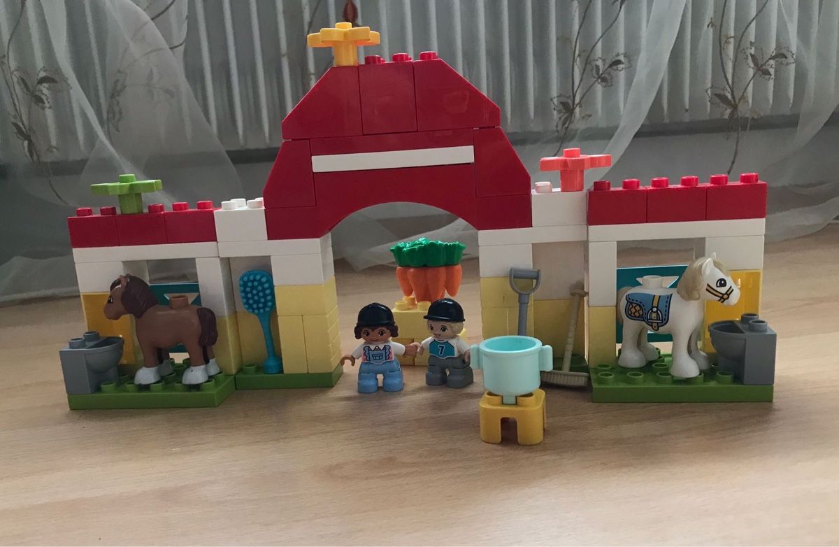 Lego Kit di costruzioni: LEGO Duplo Pferdestall 10951 – Usato da Oberwil BL venduto da Gutundsuperklein16 1
