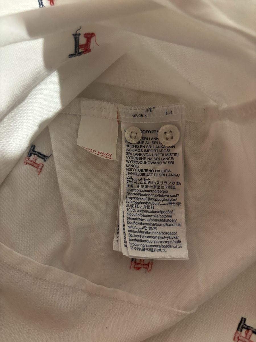 Tommy Hilfiger Camicie, T-shirt & Polo: Chemise Tommy Hilfiger enfants – Usato da Le Grand-Saconnex venduto da pat_9wgt 4