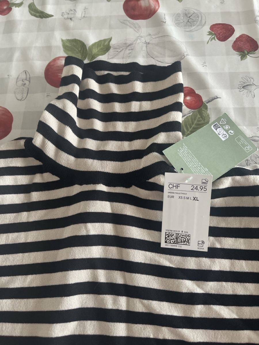 H&M Maglioni & Felpe: Rollkragenpullover H&M XL ungetragen – Nuovo e nell'imballaggio originale da Täuffelen venduto da Nice800 1