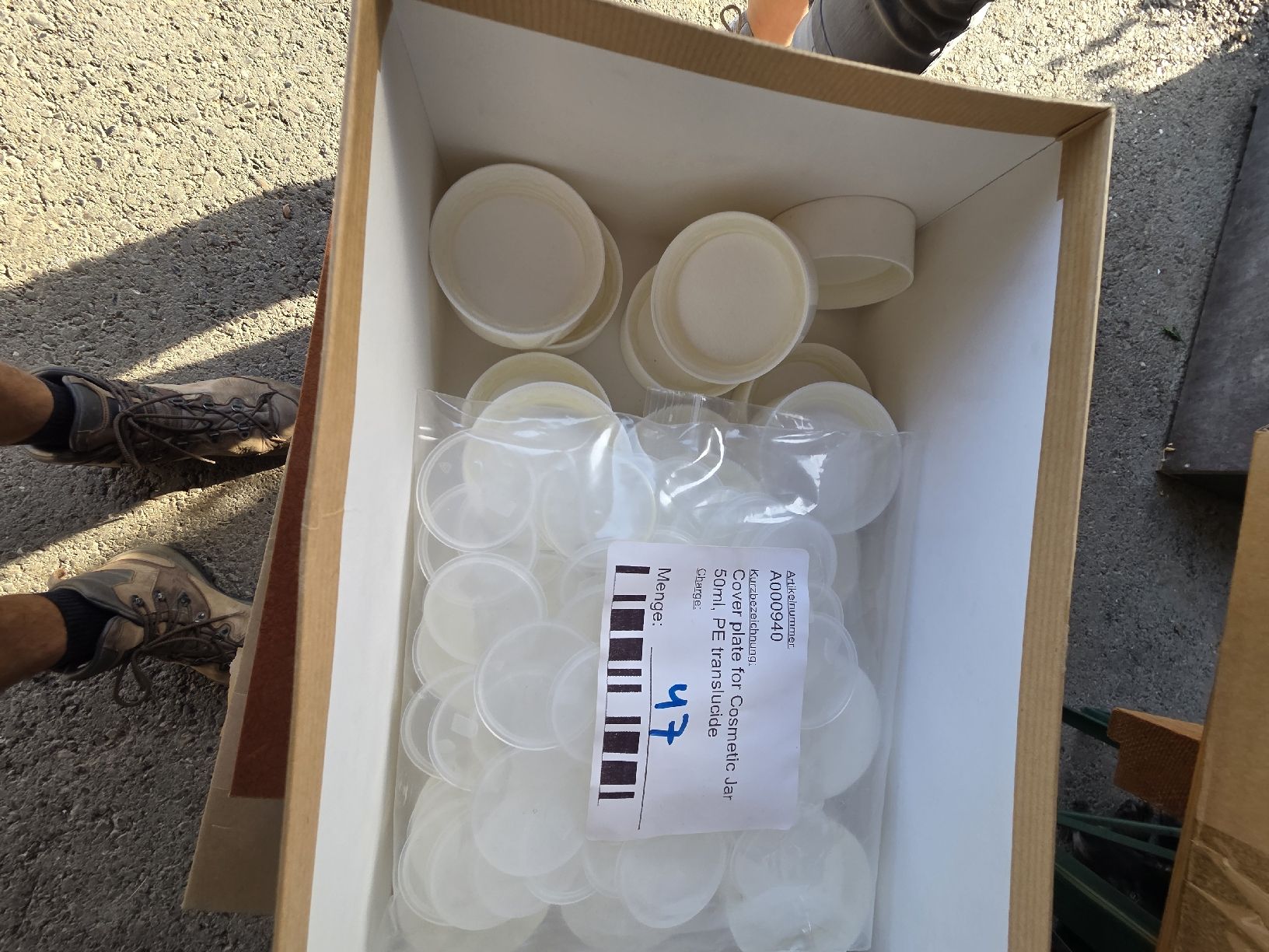 Make-up: Kosmetikverpackungen 1 Palette – Nuovo e nell'imballaggio originale da Ried b. Kerzers venduto da Lucien3 3