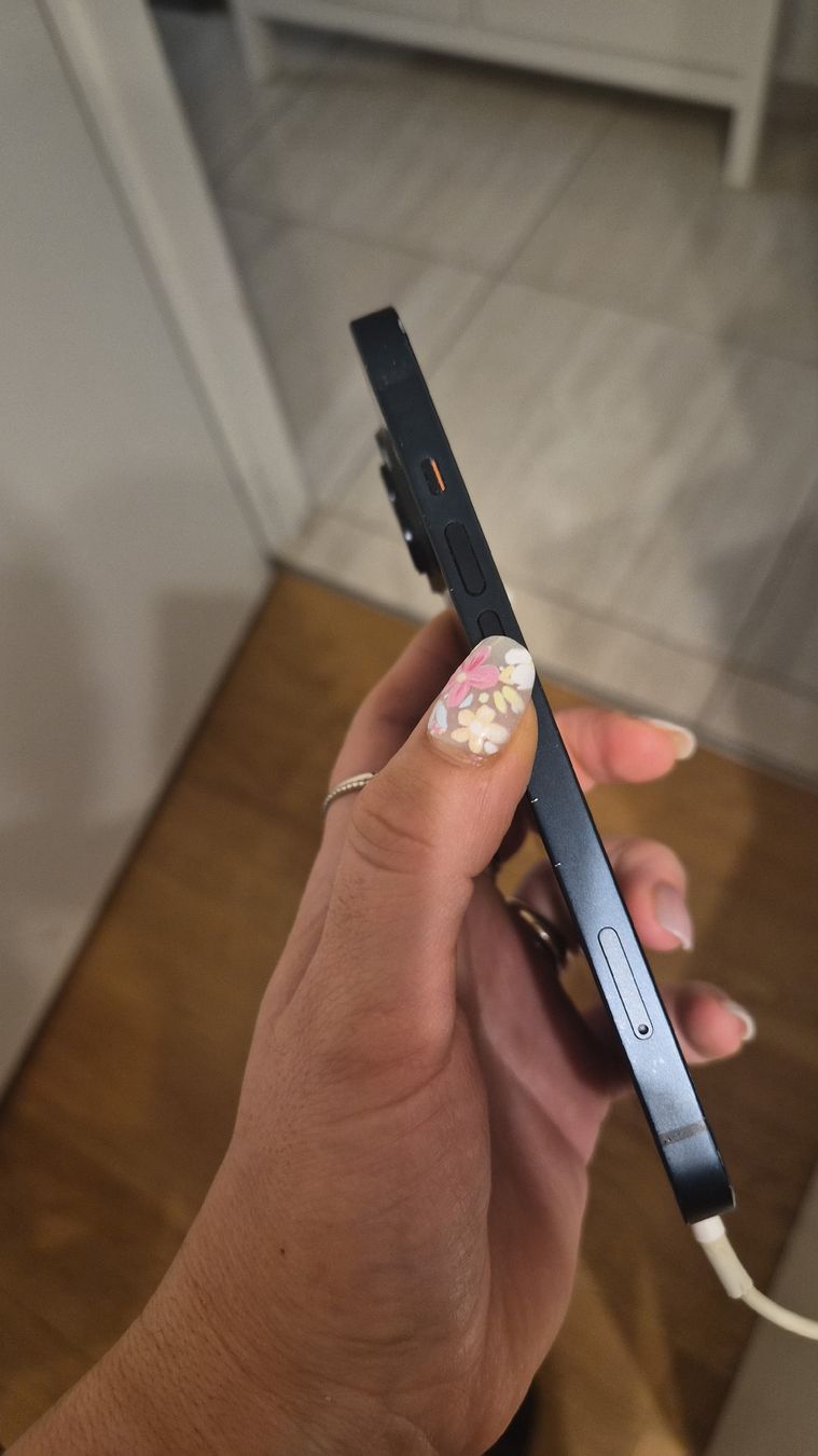 Apple Telefoni cellulari / Smartphones: Iphone 14 128giga – Usato da Lugano venduto da cla_x5tk 2