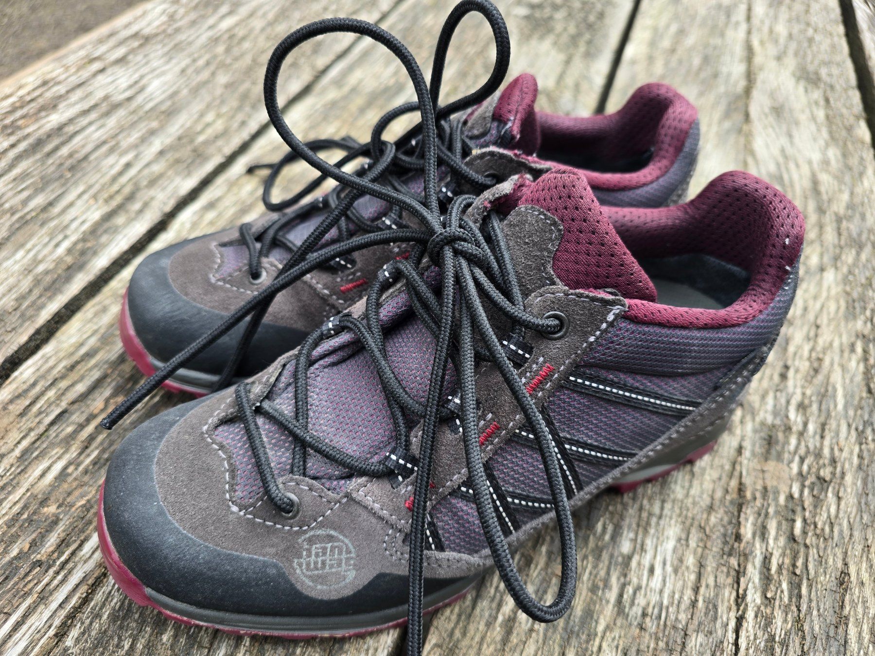 Scarpe da donna: Schuhe: Wanderschuh HANUAG (37.5) – Usato da Romanshorn venduto da Rachacha 2