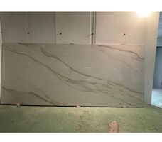 Prestigio Oro Calacatta Lucido Fliese – 278×120×0,6 cm