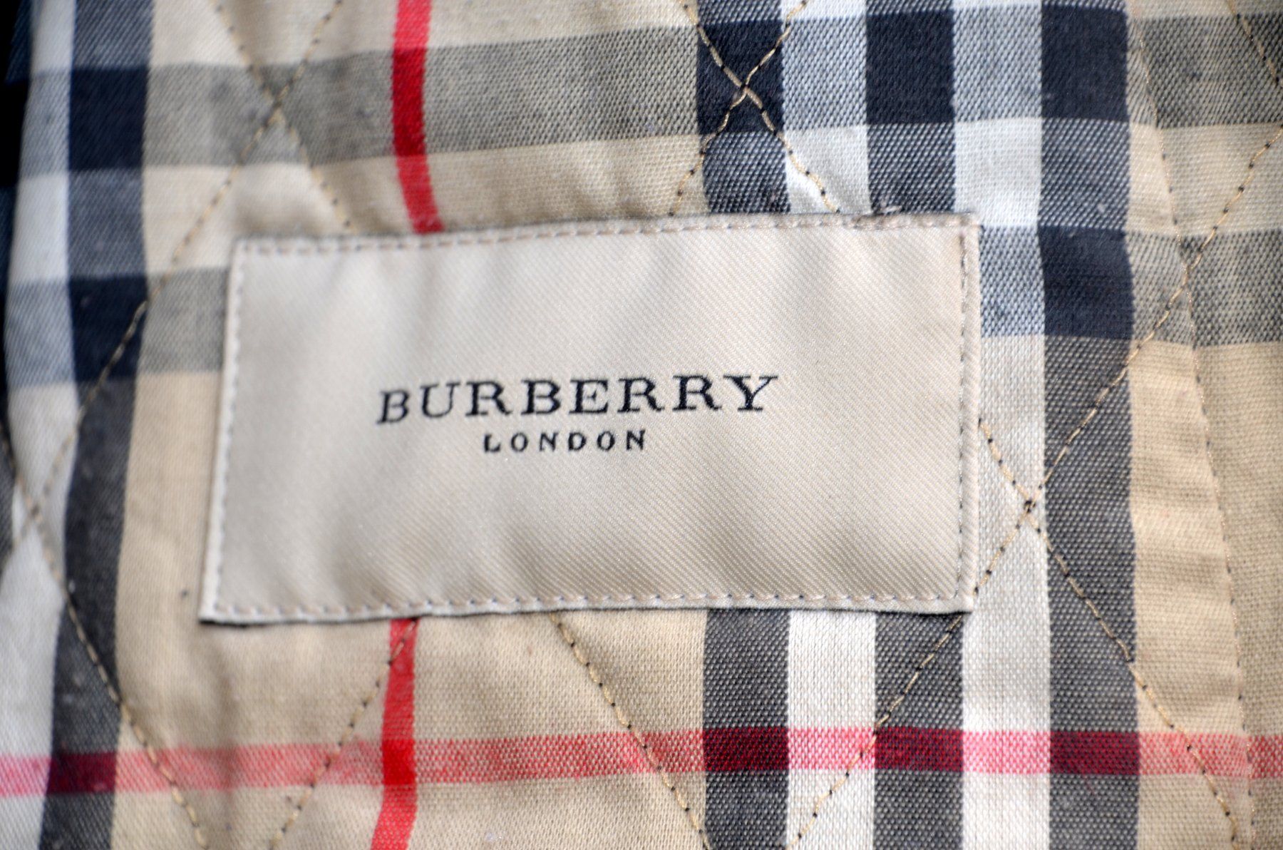 Burberry Giacche: Burberry Jacke / veste .M – Usato da Collonges venduto da arashee 5