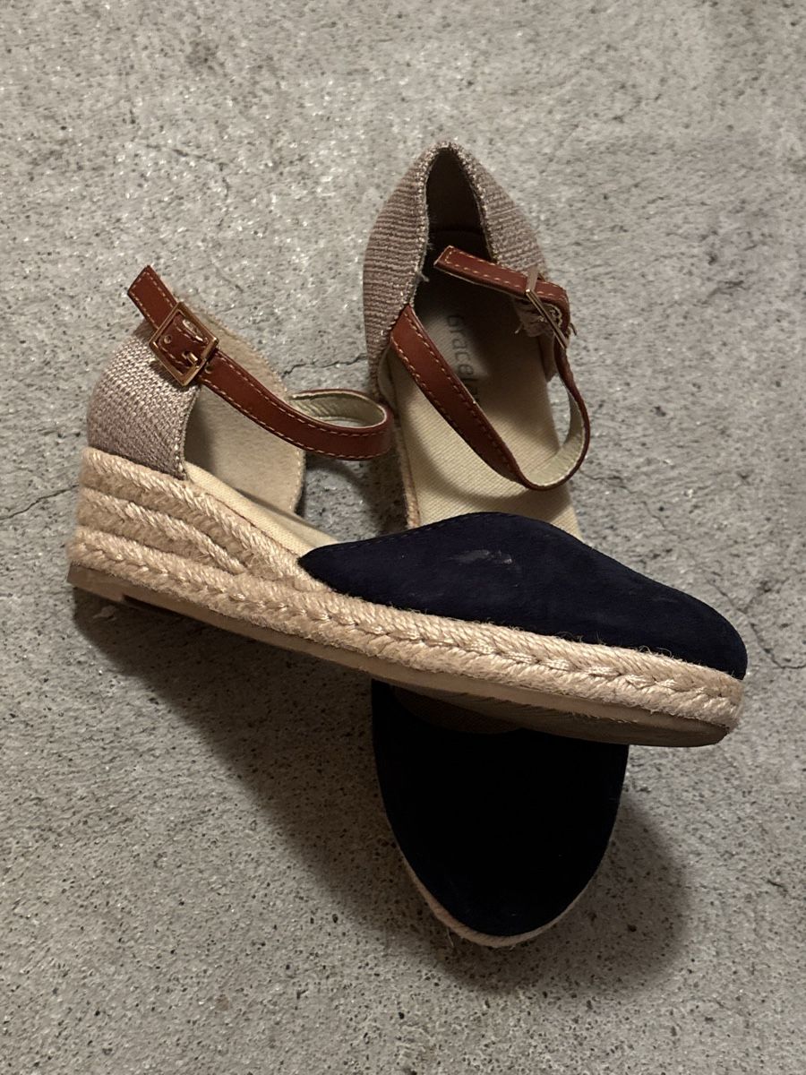 Graceland Scarpe da donna: Graceland Espadrilles / Sandaletten Gr. 31 – Usato da Meilen venduto da JDKilchberg