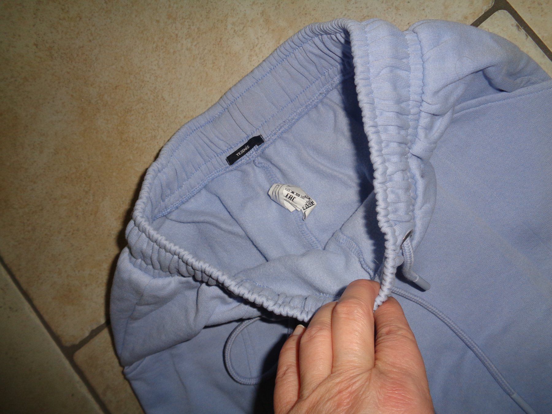 Hosen: Trainerhose  Tezenis  Grösse S – Gebraucht aus Kreuzlingen von Robi-2003 2