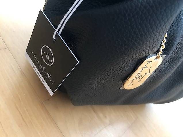 Borse da donna: Ungebrauchte schwarze Leeertasche – Nuovo (secondo la descrizione) da Bern venduto da Buyerbarb