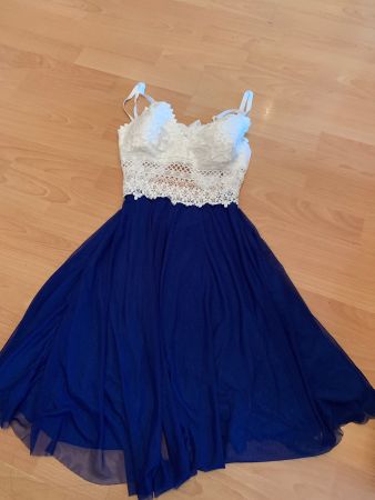 Jolie robe d’été bleu|blanc taille xs ou 34