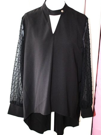 Edle Bluse mit transparenten Ärmeln und coolem Schnitt