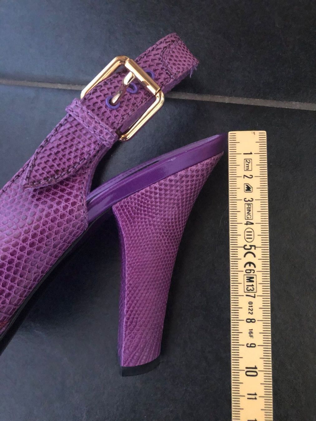 Louis Vuitton Damenschuhe: Sandales Louis Vuitton – Gebraucht aus Dotzigen von SecondHandGems 5