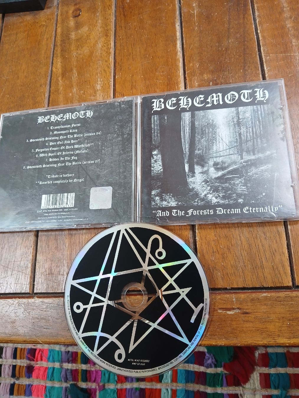 CD: behemoth - and the forests... – Usato da St-Cergue venduto da VeganWarrior