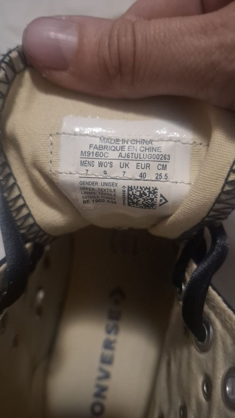 Converse Scarpe da donna: Converse All Star borchie nere donna  – Usato da Monte Carasso venduto da Buttefly 2