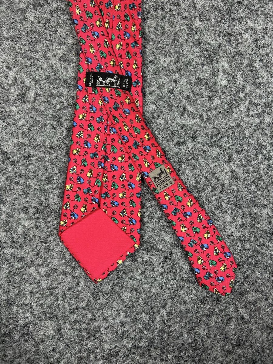 Hermès Cravatte: 1990 Hermès tie silk  – Nuovo (secondo la descrizione) da La Sagne NE venduto da Matlasape 2