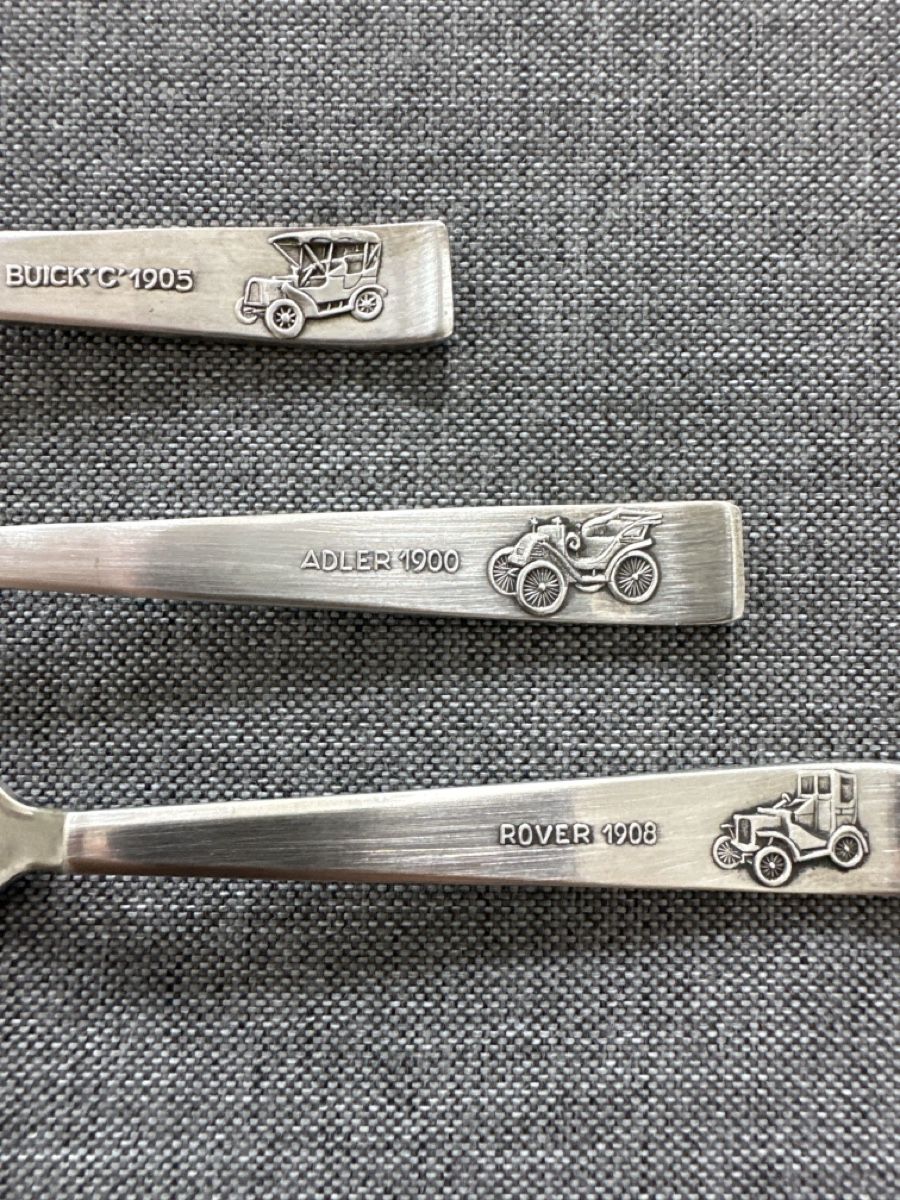 Sola Löffel: 3 Vintage Sola Kaffelöffel mit Oldtimer – Gebraucht aus Baar von Hillsboro 2