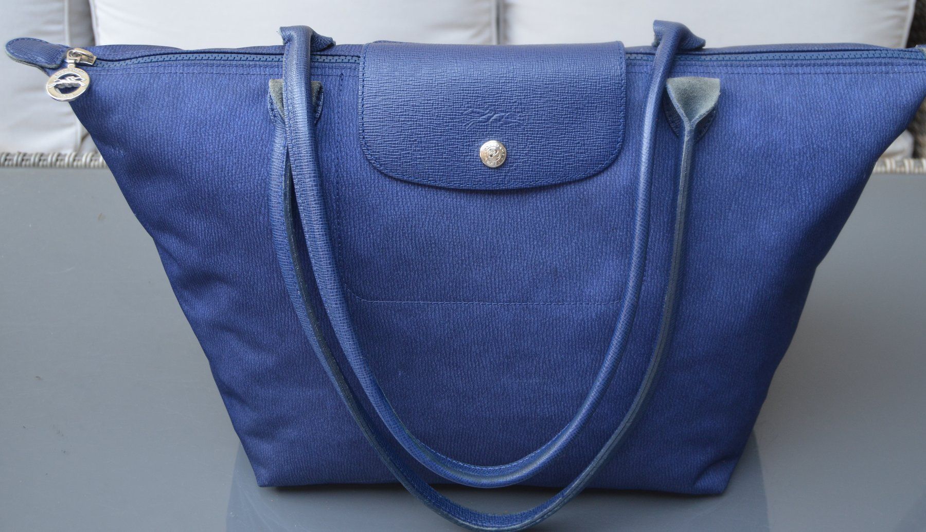 Longchamp Sacs femmes: Longchamp Pliage L Tasche / Sac – D'occasion à Collonges par arashee 2