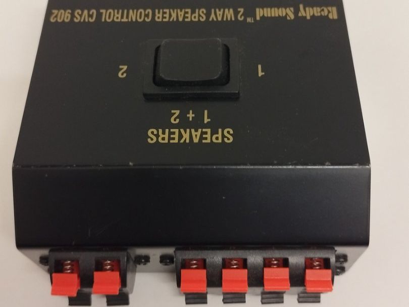 Hubs & Switches: Ready Sound 2 Way Speaker Control CVS 902 – Gebraucht aus Bedano von fmilos 1