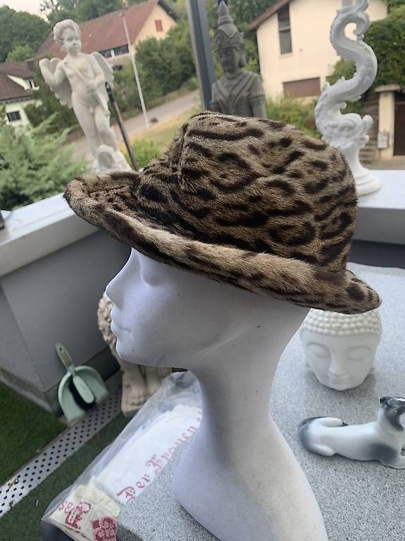 Copricapi, berretti & cappellini: Exklusiver Echt Leopard Pelz Hut makellos – Nuovo (secondo la descrizione) da Rothrist venduto da Oddymanliane 2