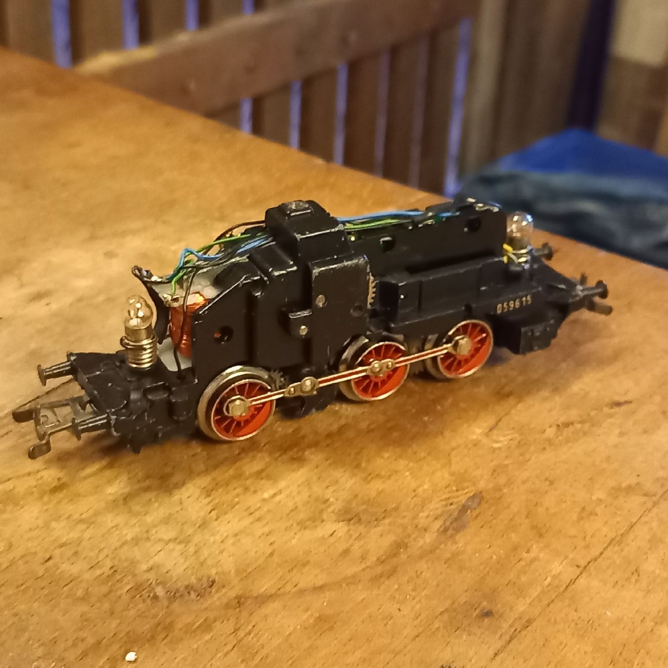 Märklin Trains électriques: Märklin HO Diesel-Lokomotive 260 417-1  mit Digitaldecoder. – D'occasion à Ottenbach par menseli251 6