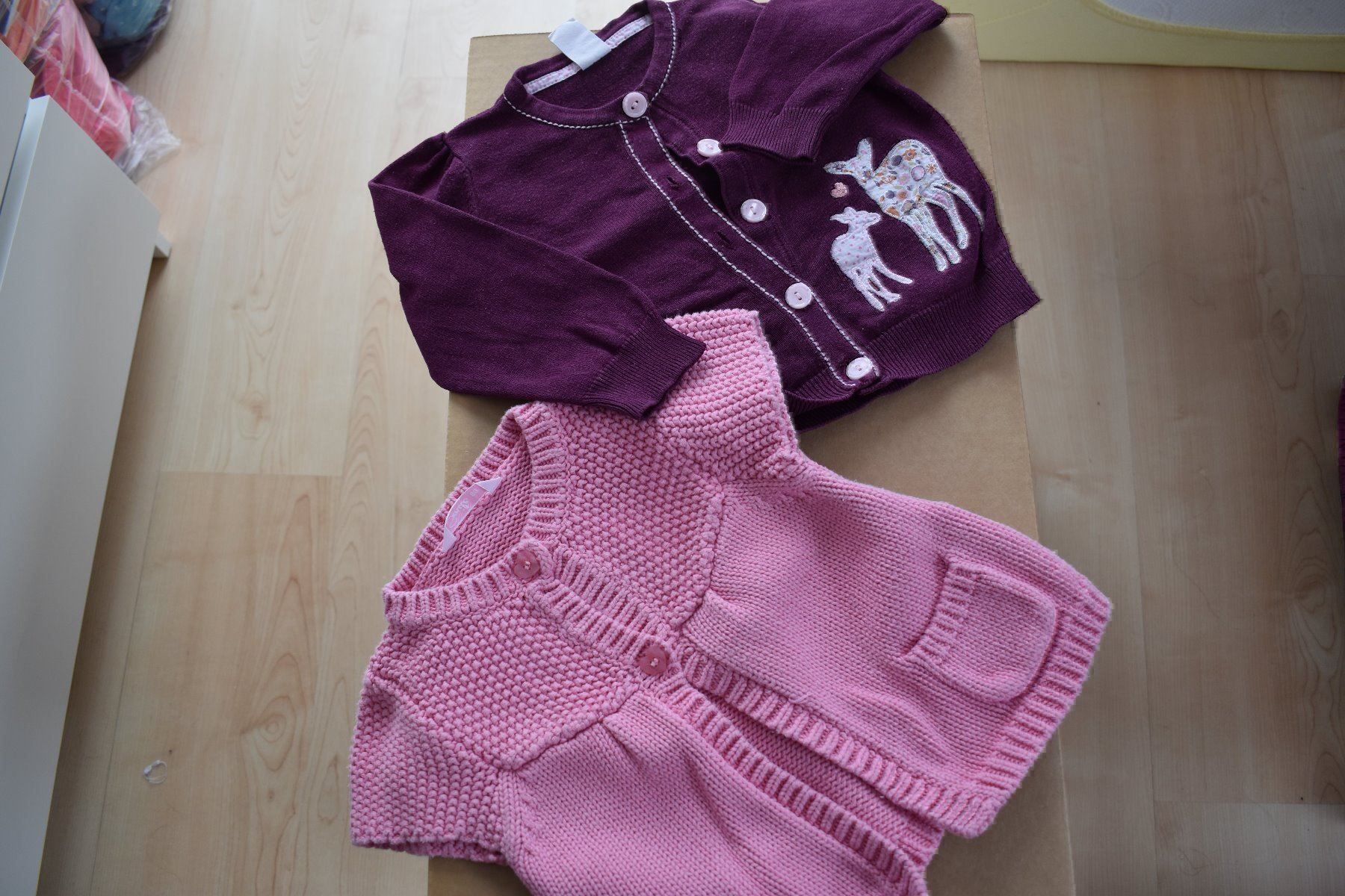 Lotti & Set di vestiti: 10-teiliges Kleiderset, Gr. 80 – Usato da Grüsch venduto da Wiiwarm 1