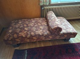 Schöne alte Liege Sofa Bettsofa Zustand sehr gut