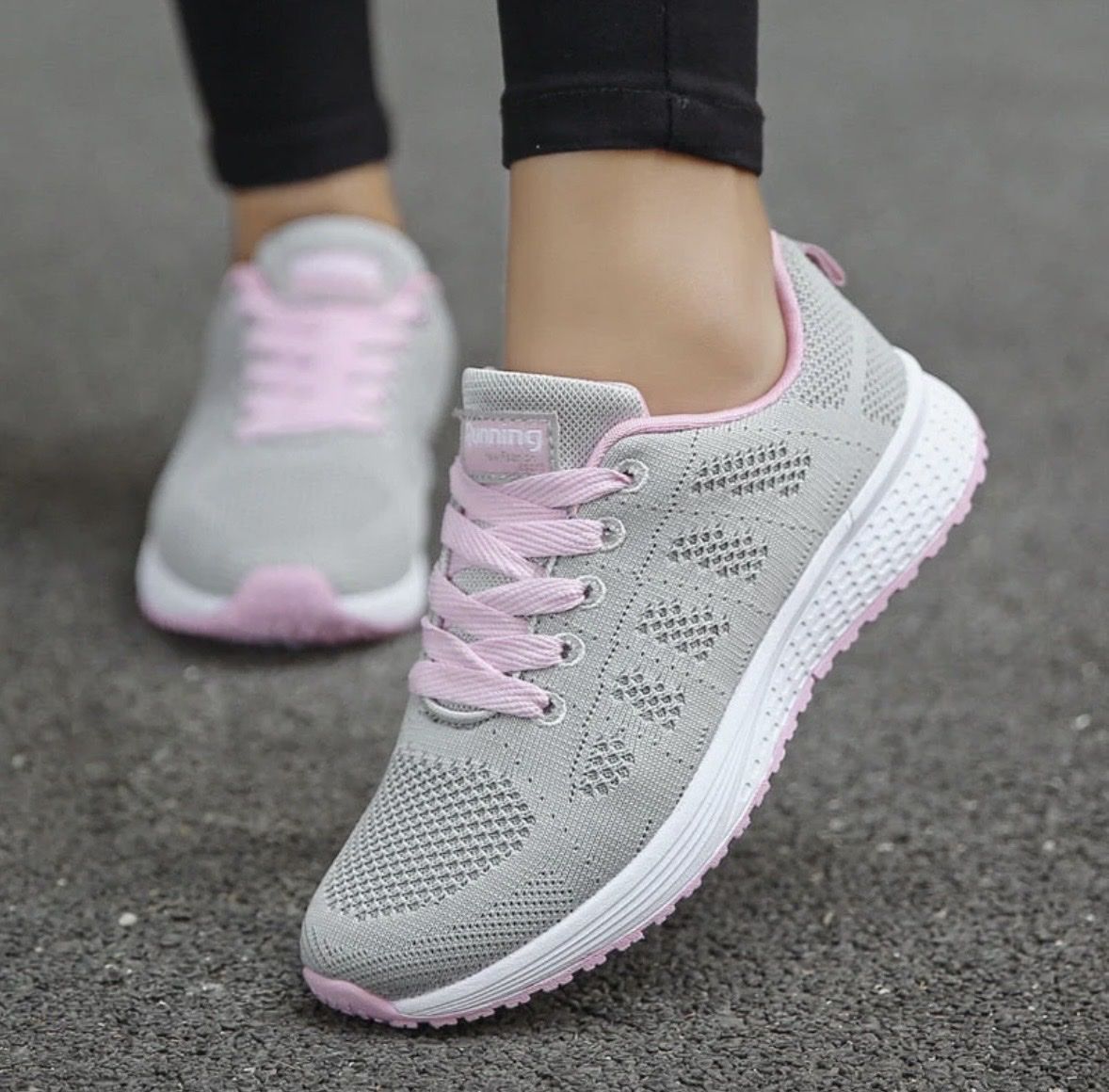 Damenschuhe: Turnschuh – Neu und originalverpackt aus Zürich von sany07