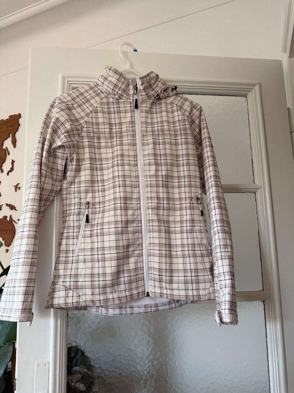 Jacken: kuschlige Softshelljacke von McKinley Grösse 36 – Gebraucht aus Basel von Blue199