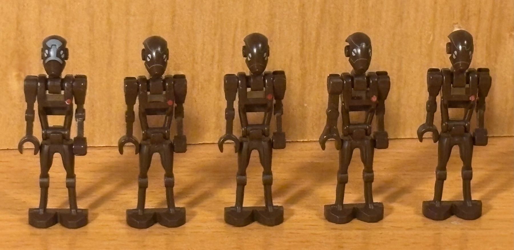 Lego Figurines: Commando Droid Captain (sw0448) + 4x Commando Droid (sw0359) – D'occasion à Zürich par mol_6p9j 3