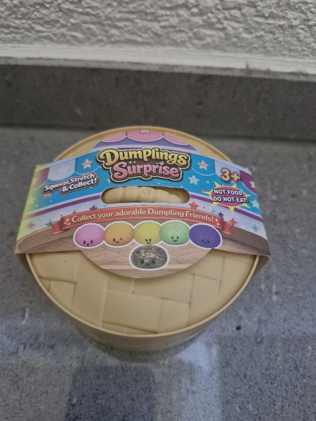 Giocattoli: Dumplings Surprise Squishies Sammelfiguren  – Usato da Hergiswil LU venduto da 88winu 1