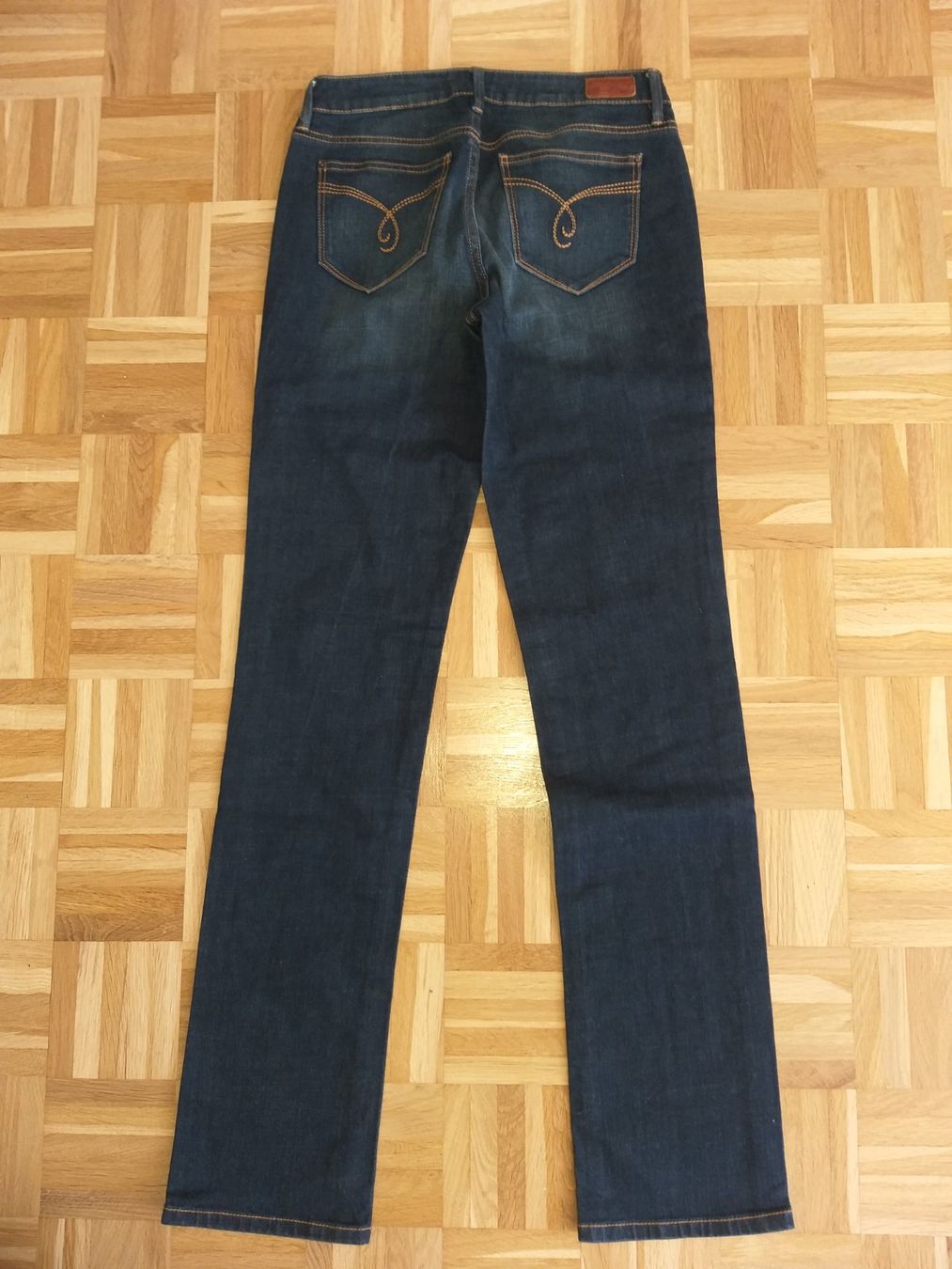 Esprit Jeans: Jeans ESPRIT  Taille/Grosse W27 L34  MEDIUM RISE  STRAIGHT – Gebraucht aus Cossonay-ville von Super-Price-Quality 4