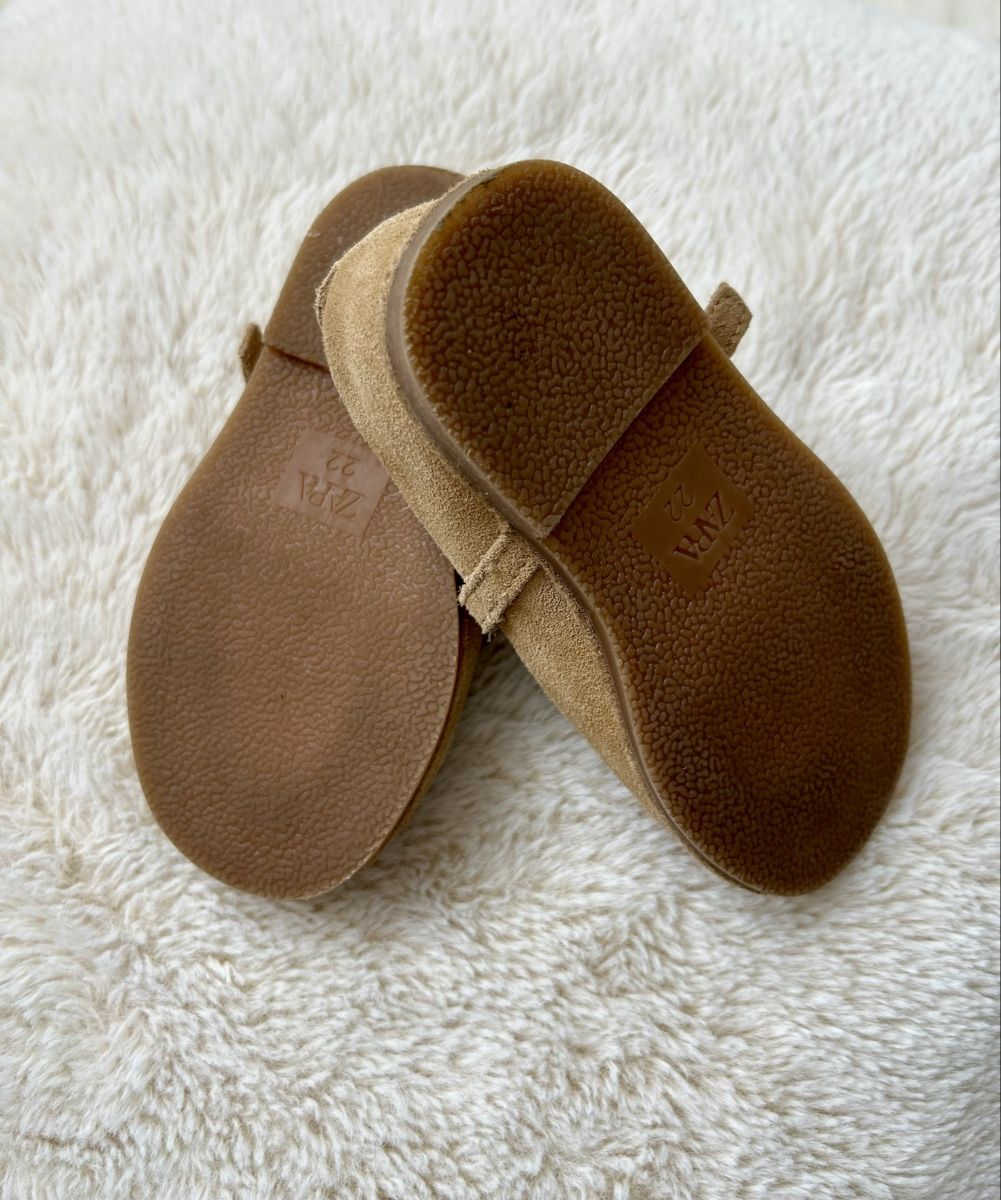 Zara Scarpe per ragazze: Zara leather ballerinas, size 22 – Usato da Köniz venduto da A.S_08911181 1