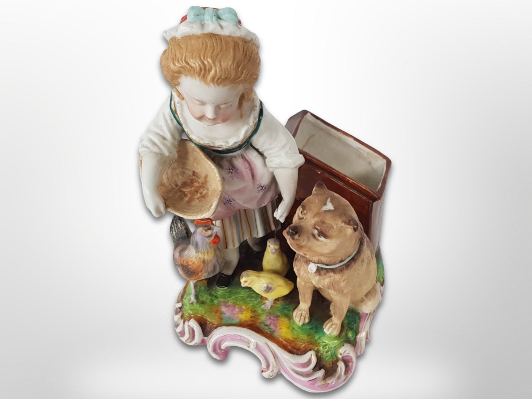 Figuren: Porzellanfigur Antik – Gebraucht aus Suhr von Restwert_Suhr 1