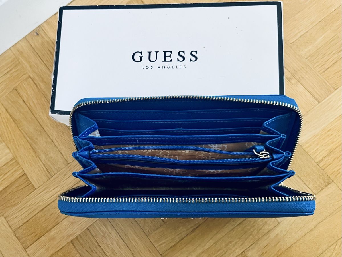 Guess Portamonete: Guess Portmonaie Blau Neu – Nuovo e nell'imballaggio originale da Frauenfeld venduto da Repsol_Vani 1