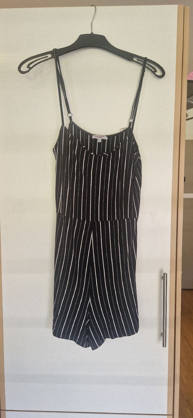 Jumpsuits: Combinaison rayée Jennyfer, taille M – Neuf (Voir description) à Versoix par aline_b