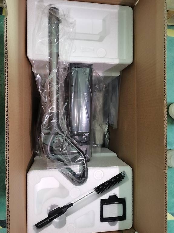 Aspirapolveri & Accessori: Akku Nass- u. Trockensauger "Profi Plus" – Usato da Benzenschwil venduto da rubachCH 2