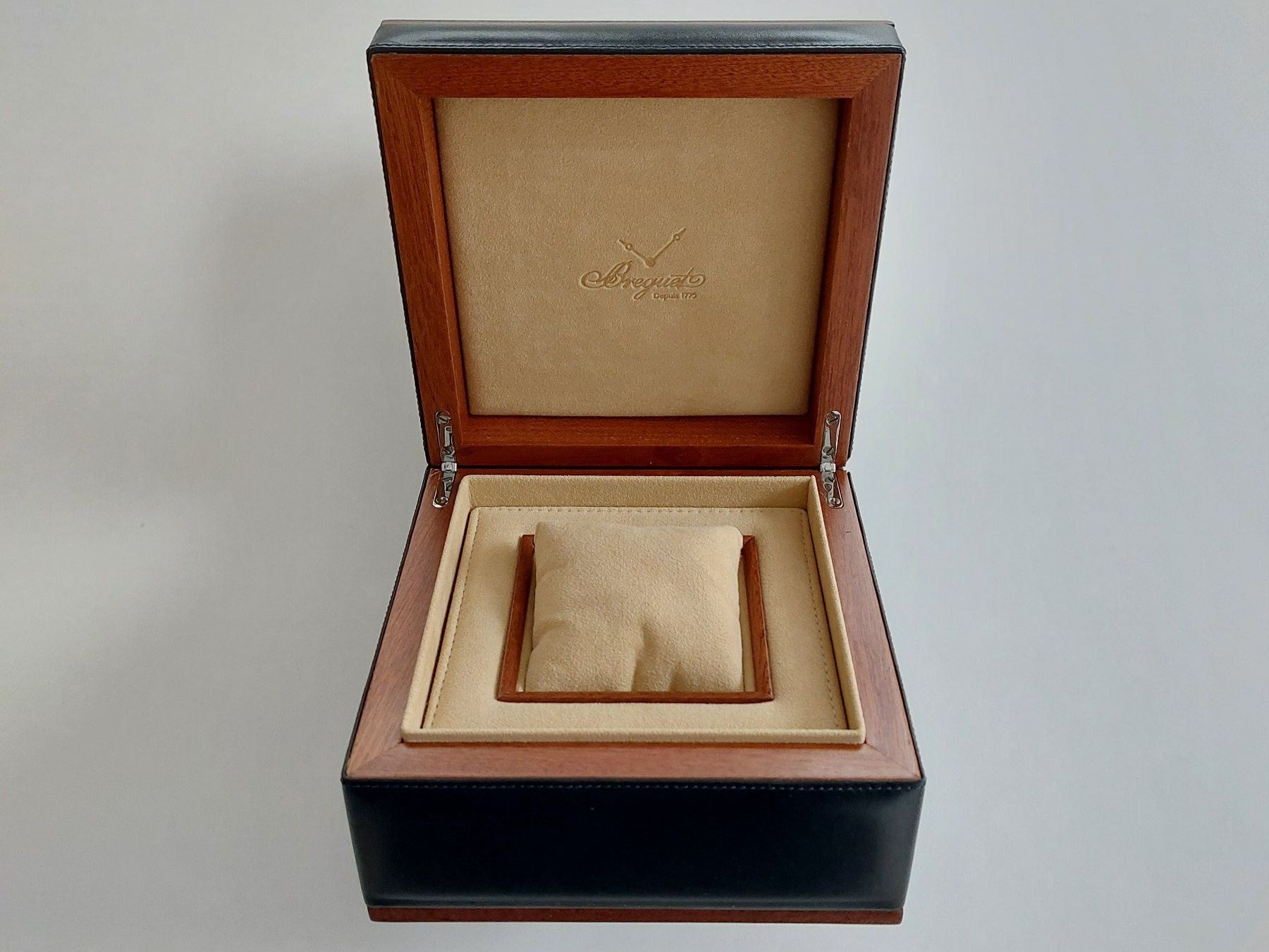 Breguet Uhrenboxen: Breguet Holz/Leder Box - handgefertigt – Gebraucht aus St. Gallen von shatcy 2