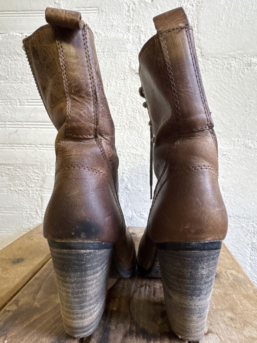 Steve Madden Scarpe da donna: Steve Madden Lederstiefeletten Gr 38 eher 37 Herbstlook – Usato da Wangs venduto da Haselika 3