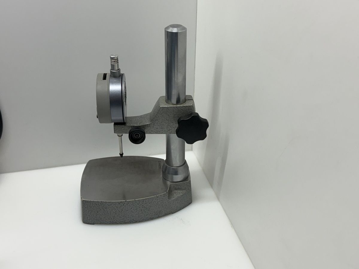 Tesa Misurare: TESA Table de mesure avec Comparateur – Usato da Bassecourt venduto da DiM7775 3