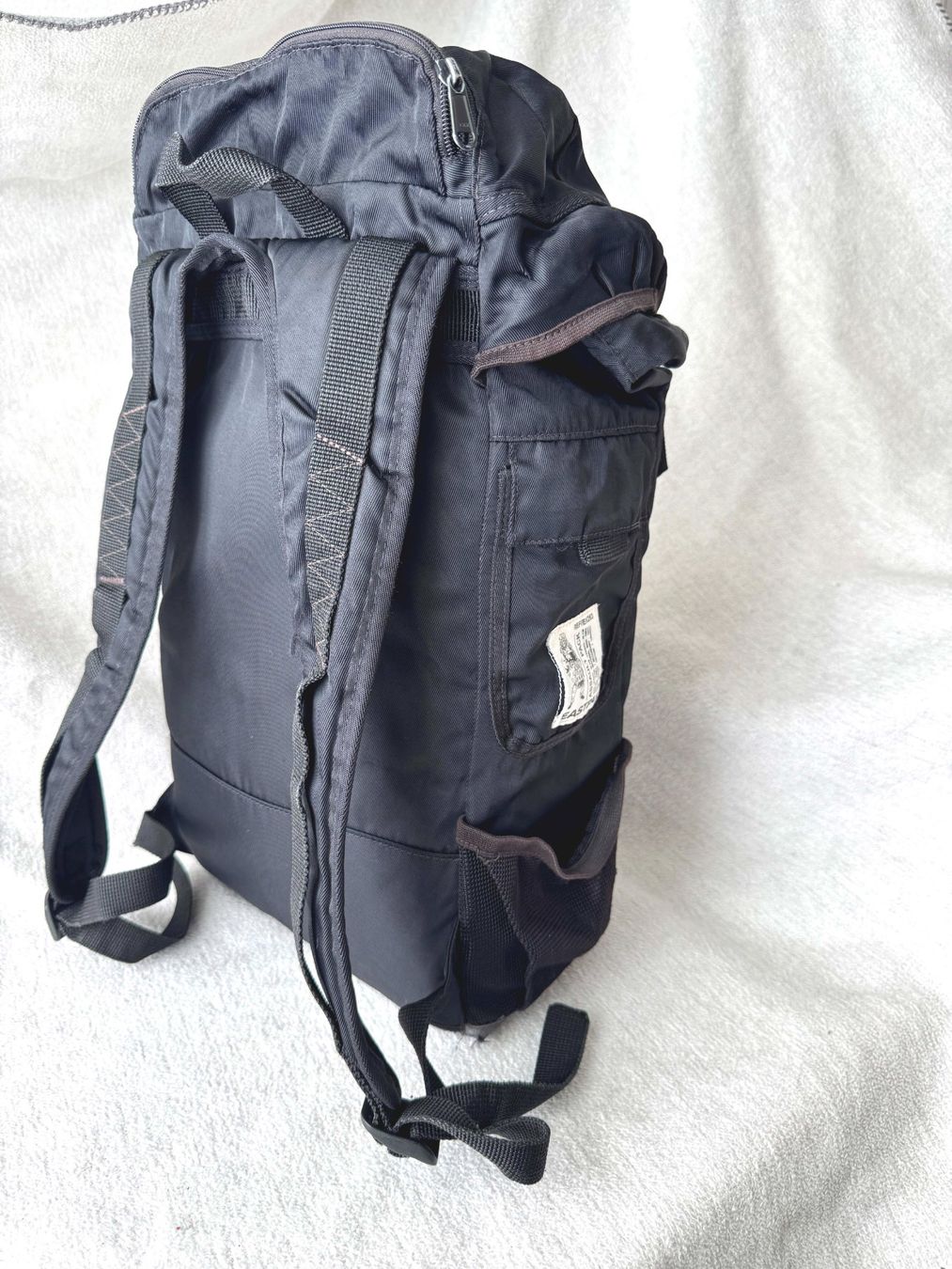 Eastpak Zaini: cooler Eastpak Assault pack Rucksack Backpack np180.- – Usato da Zürich venduto da Malco0 2