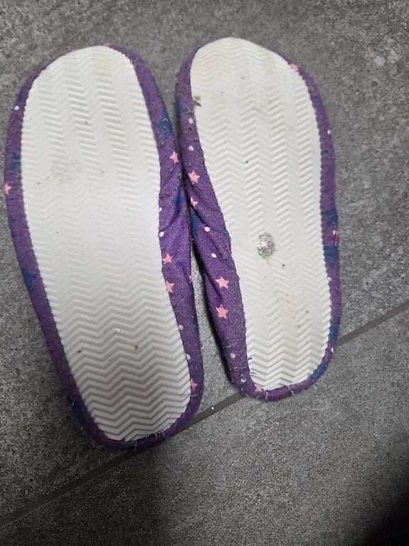 Scarpe per ragazzi: Turntäppeli Grösse 31 und 32 – Usato da Rieden SG venduto da Yogu 3