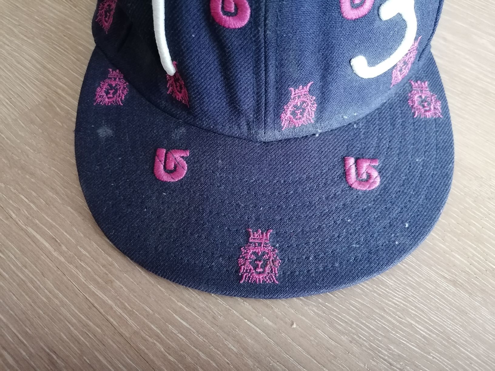 New Era Hüte, Mützen & Caps: New Era Cap 59Fifty Gr. 7 3/8 Löwe Basecap Baseball Cap – Neu (gemäss Beschreibung) aus Rümlang von TRICE67 3