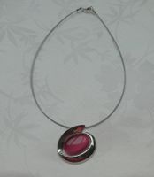Collier femme Œil de chat élégant rose, neuf
