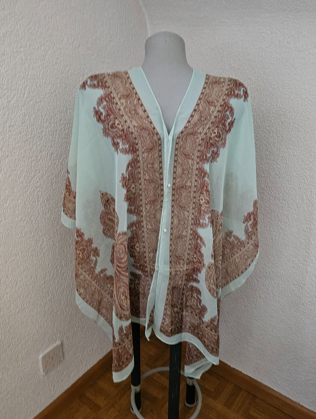 Tuniken: Tunika / Strandkleid / Poncho One Size Paisley – Neu und originalverpackt aus Füllinsdorf von Sunnebliemli7 1