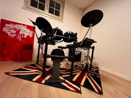 Millenium MPS-850 E-Drum Set Bundle